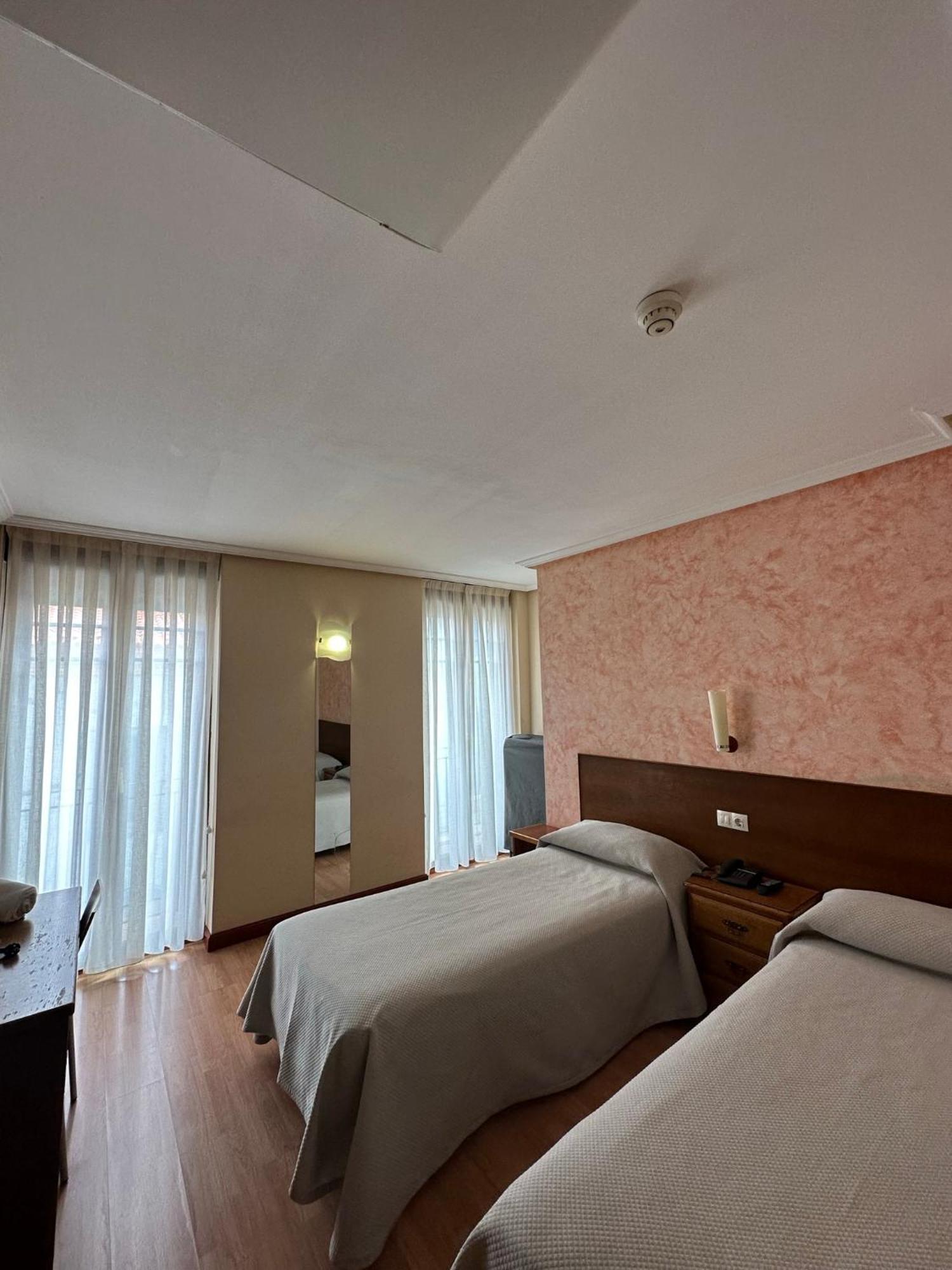 Double Room Sofa Bed,1554596929:JPEG